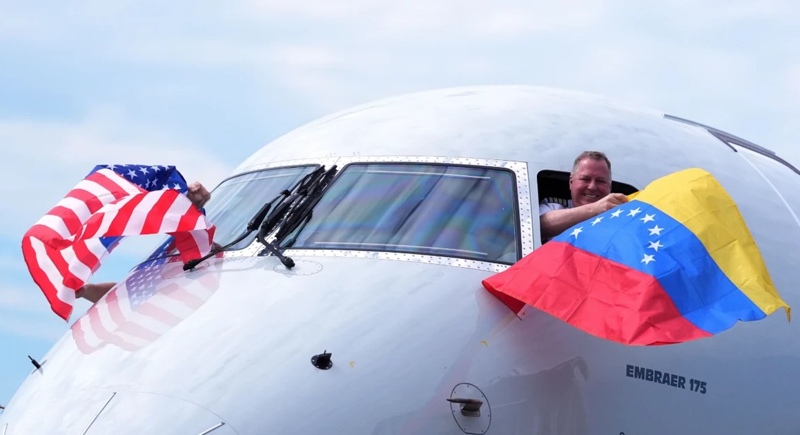 Estados Unidos reanudan rutas aéreas directas con Venezuela tras 7 años